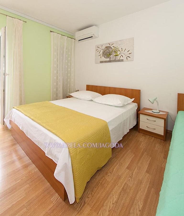 Apartments Jagoda Brela Exterior photo