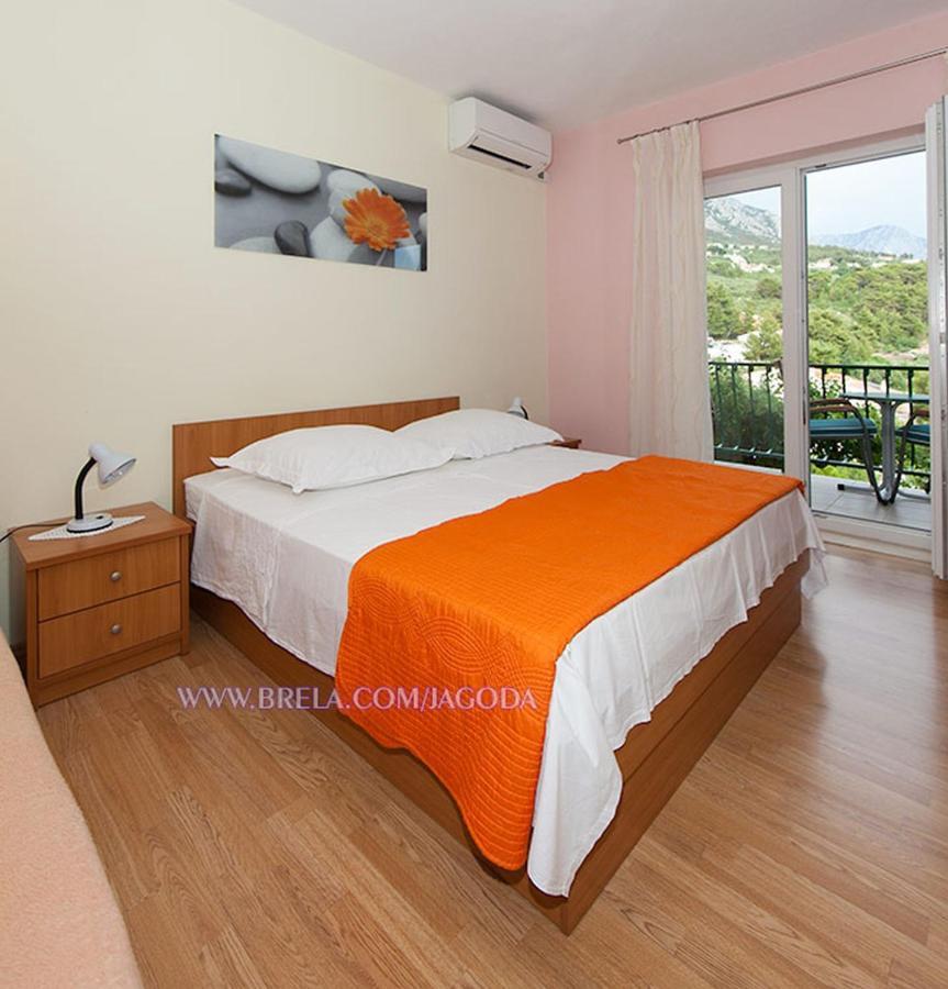 Apartments Jagoda Brela Exterior photo